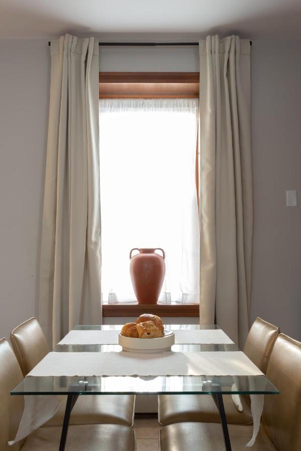 Spacious Stay Near Yale In Downtown 뉴헤이번 외부 사진